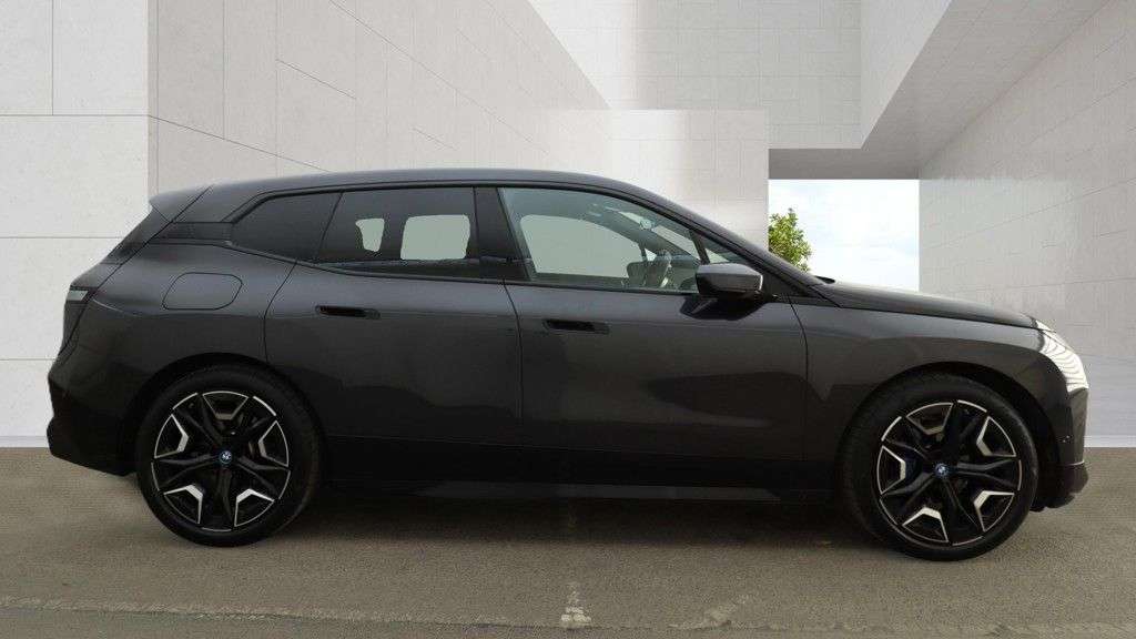 2023 BMW IX 2023 BMW IX