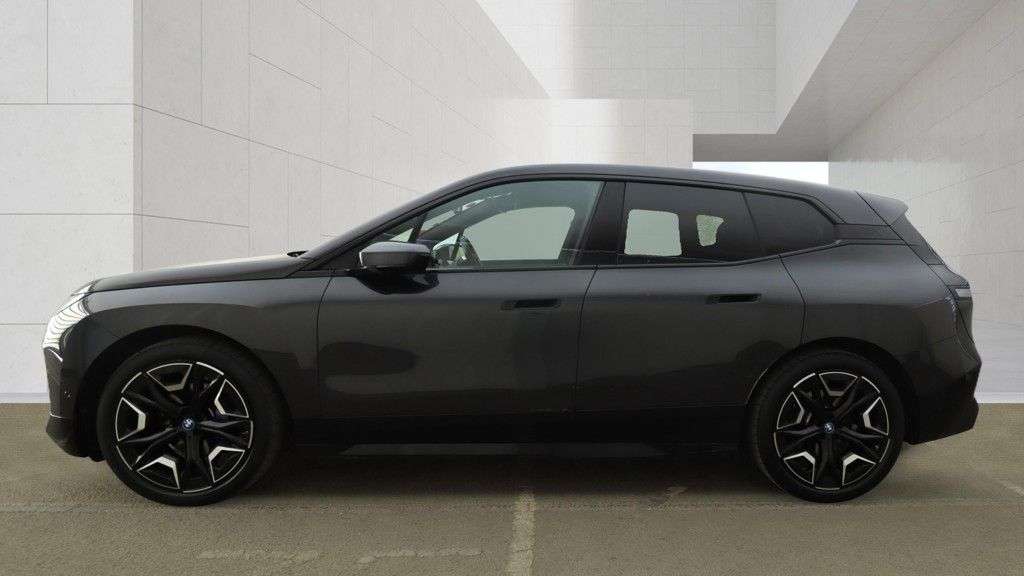 2023 BMW IX 2023 BMW IX