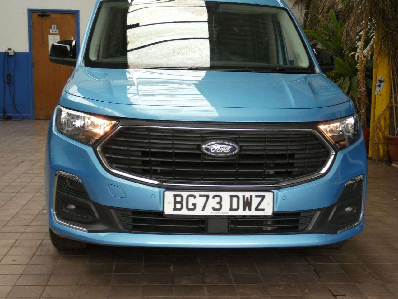 A 2023 FORD GRAND TOURNEO CONNECT 1.5 EcoBoost Titanium MPV 5dr Petrol Manual Euro 6 (s/s) (114 ps) SAT NAV H A 2023 FORD GRAND TOURNEO CONNECT 1.5 EcoBoost Titanium MPV 5dr Petrol Manual Euro 6 (s/s) (114 ps) SAT NAV H