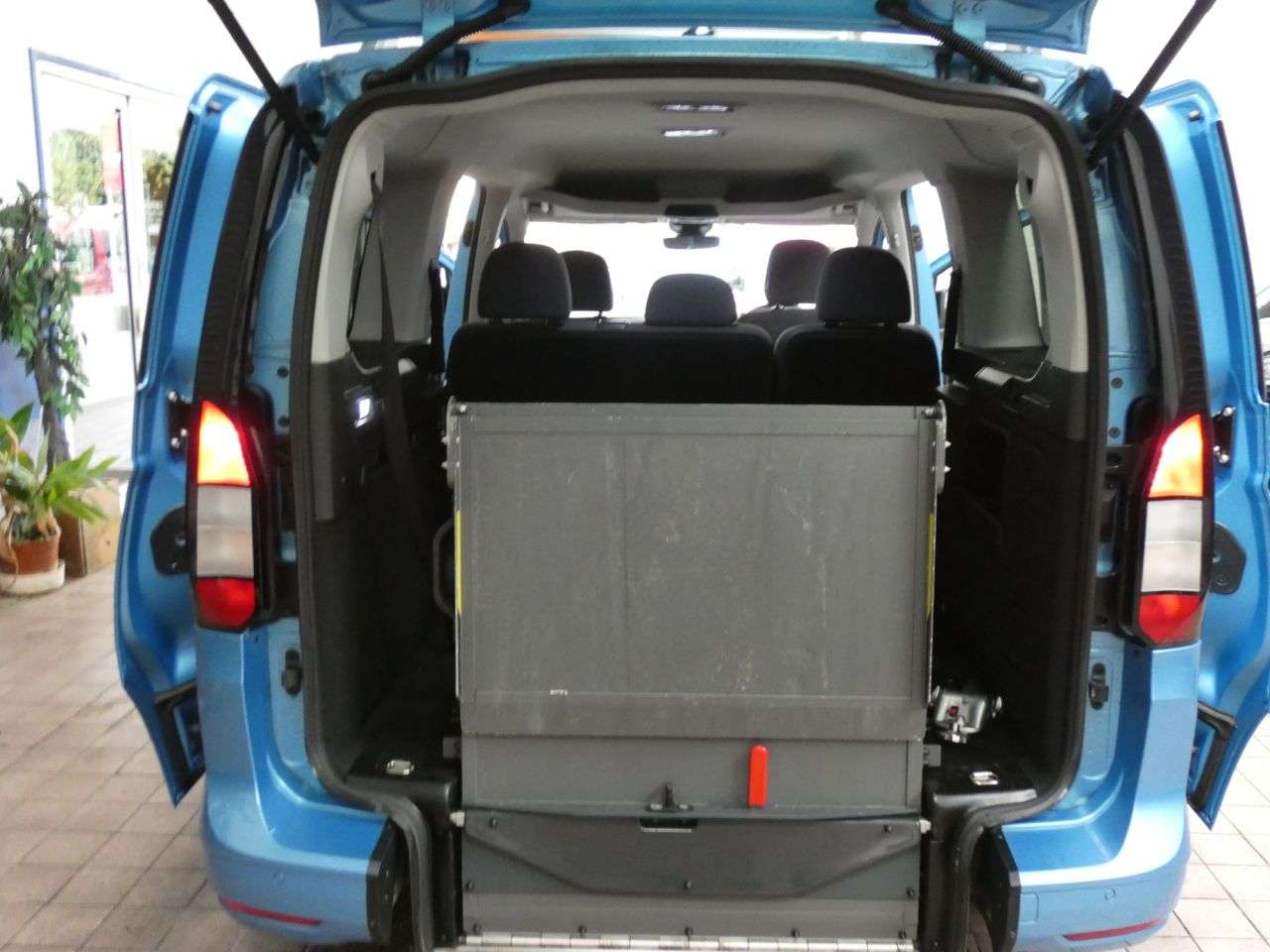 2023 FORD GRAND TOURNEO CONNECT 2023 FORD GRAND TOURNEO CONNECT