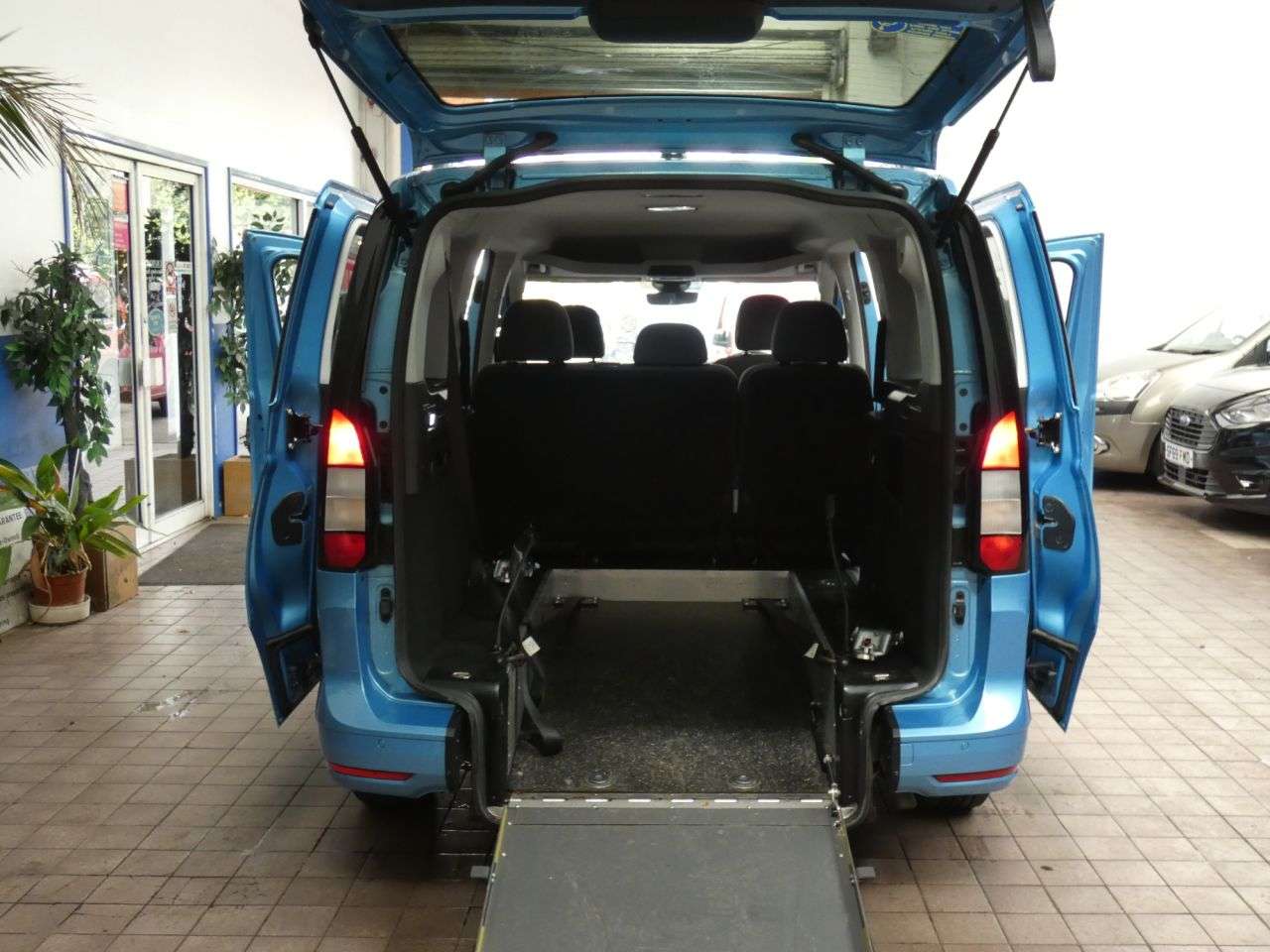 2023 FORD GRAND TOURNEO CONNECT 2023 FORD GRAND TOURNEO CONNECT
