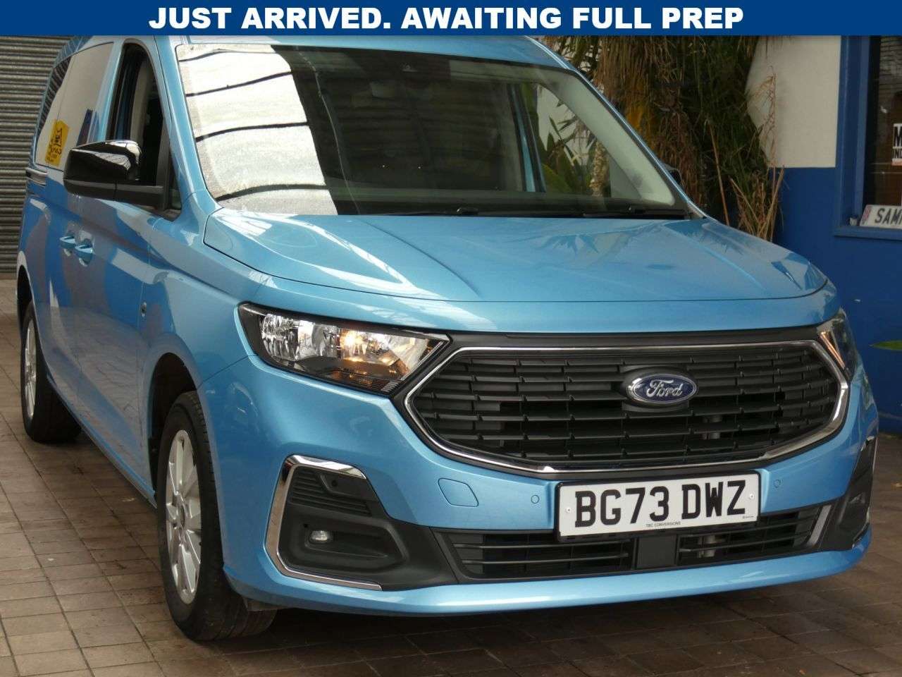 A 2023 FORD GRAND TOURNEO CONNECT 1.5 EcoBoost Titanium MPV 5dr Petrol Manual Euro 6 (s/s) (114 ps) SAT NAV H A 2023 FORD GRAND TOURNEO CONNECT 1.5 EcoBoost Titanium MPV 5dr Petrol Manual Euro 6 (s/s) (114 ps) SAT NAV H