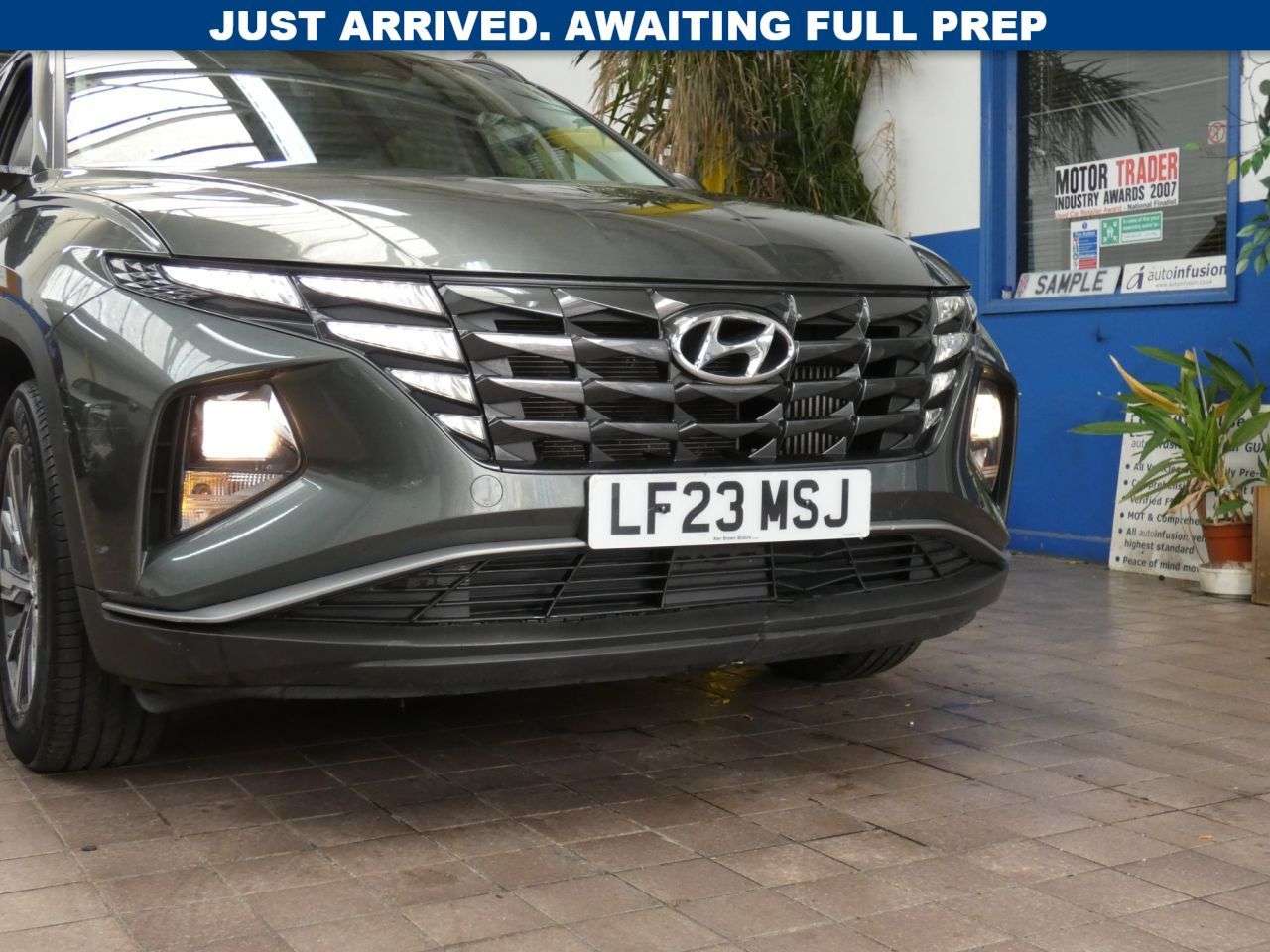 A 2023 HYUNDAI TUCSON 1.6 T-GDi MHEV SE Connect SUV 5dr Petrol Hybrid DCT Euro 6 (s/s) (150 ps) 1 A 2023 HYUNDAI TUCSON 1.6 T-GDi MHEV SE Connect SUV 5dr Petrol Hybrid DCT Euro 6 (s/s) (150 ps) 1