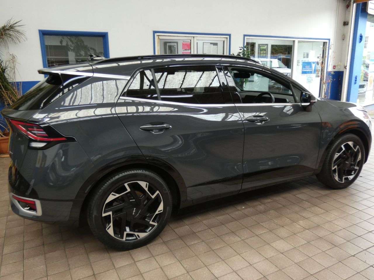 2023 KIA SPORTAGE 2023 KIA SPORTAGE