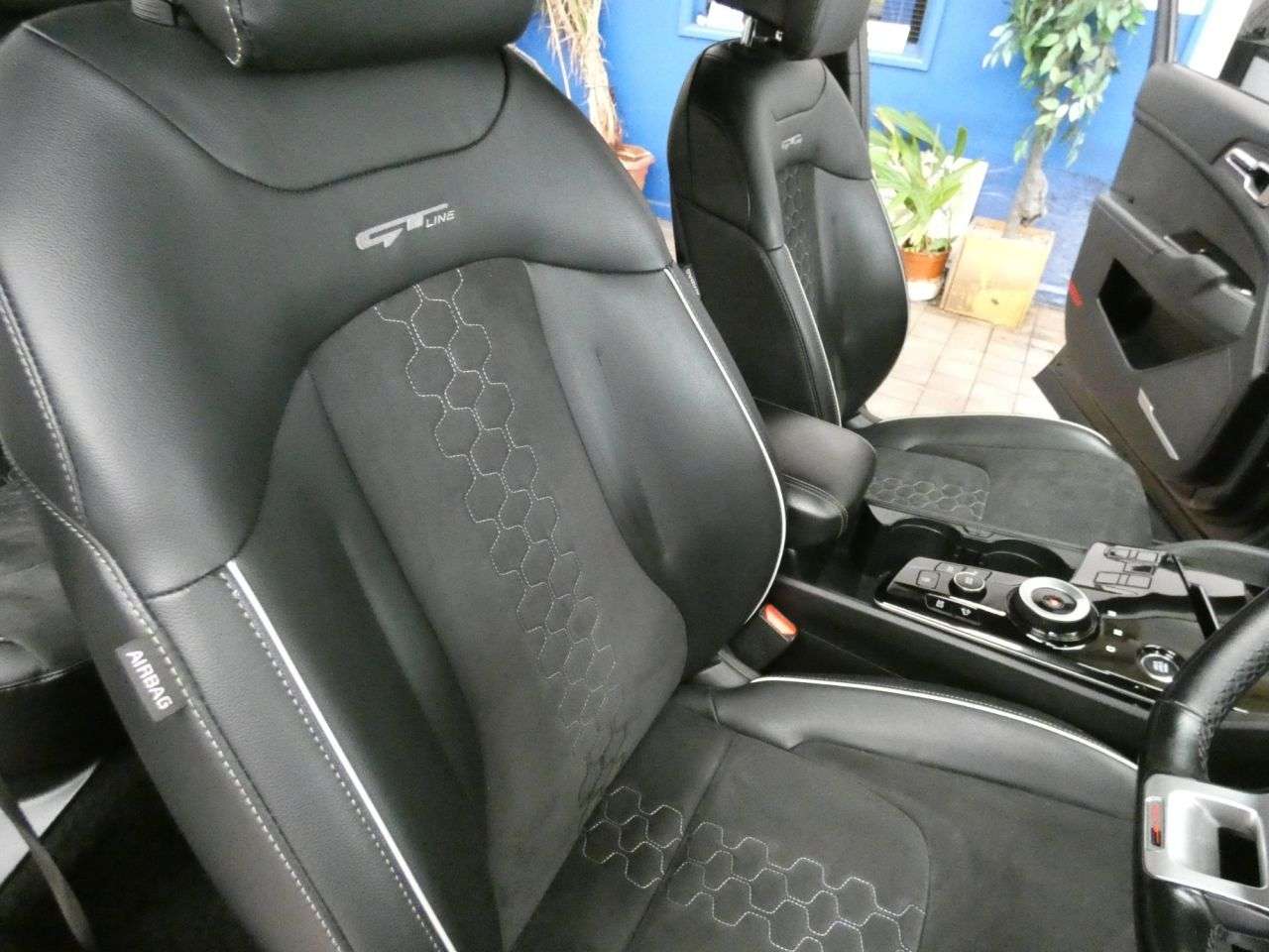 2023 KIA SPORTAGE 2023 KIA SPORTAGE