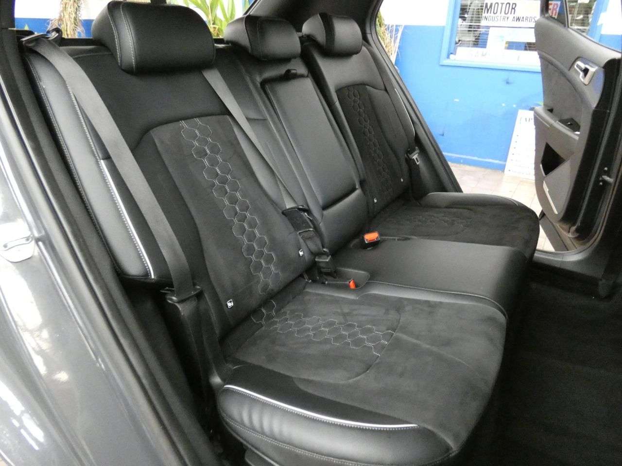 2023 KIA SPORTAGE 2023 KIA SPORTAGE