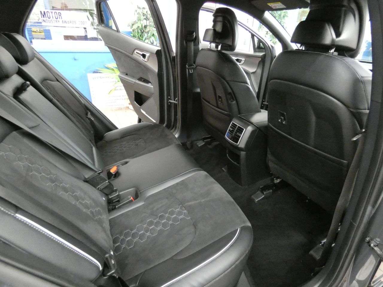 2023 KIA SPORTAGE 2023 KIA SPORTAGE