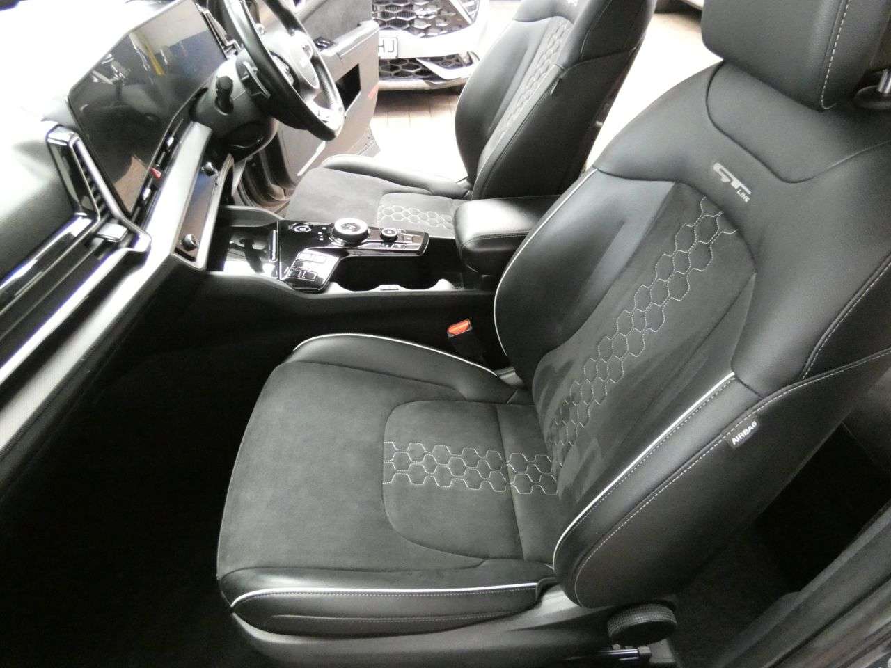 2023 KIA SPORTAGE 2023 KIA SPORTAGE