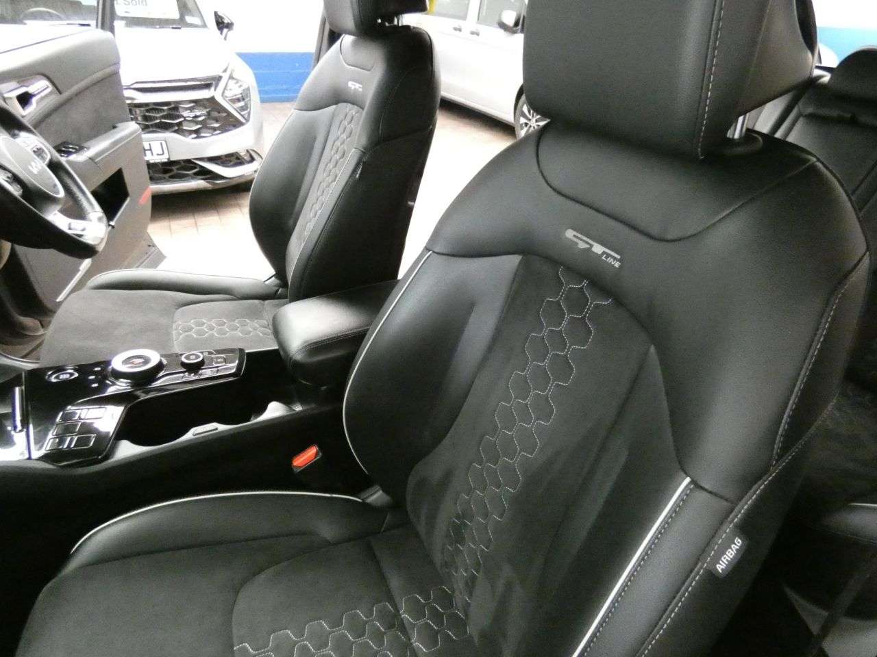 2023 KIA SPORTAGE 2023 KIA SPORTAGE
