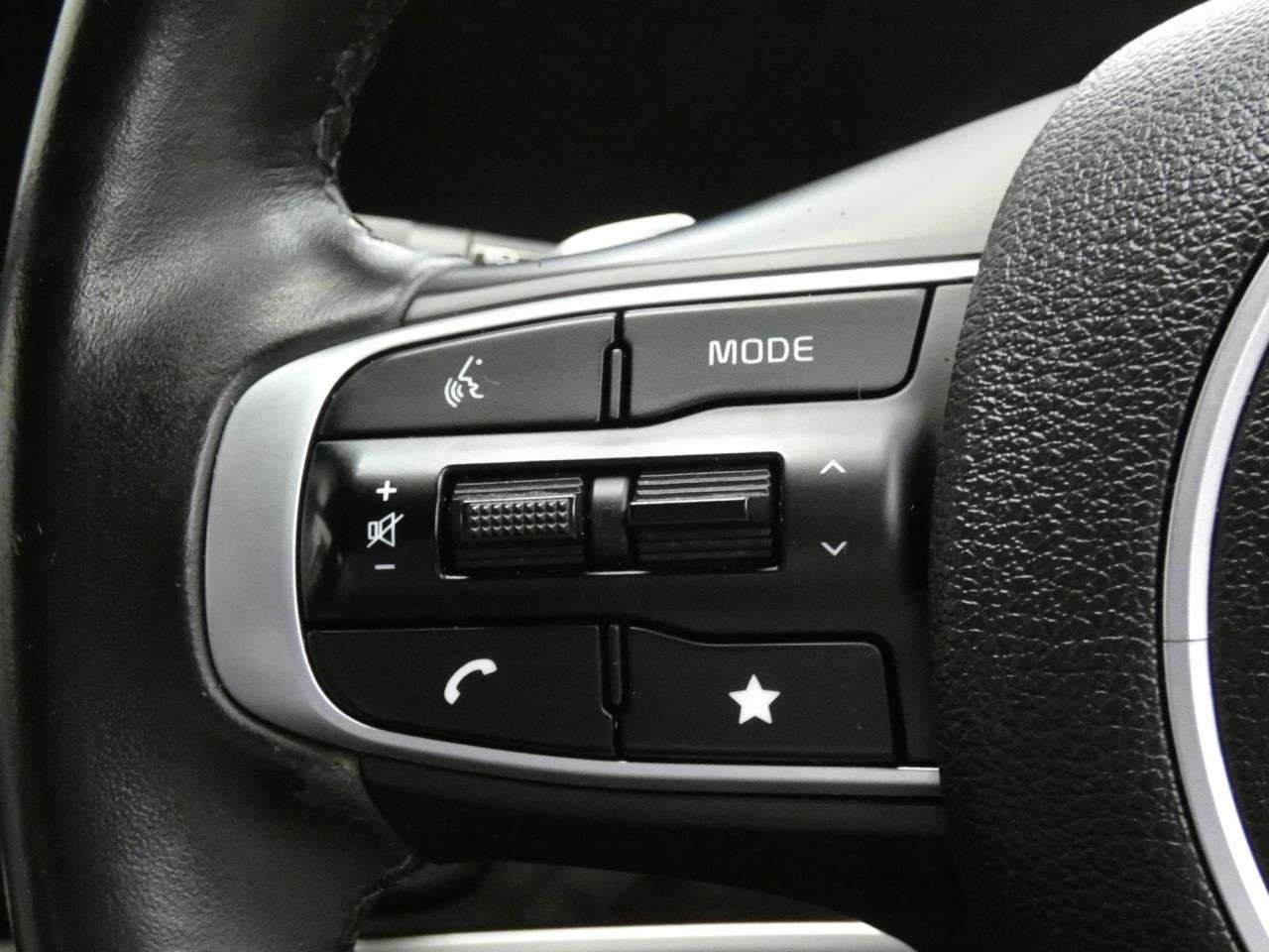 2023 KIA SPORTAGE 2023 KIA SPORTAGE