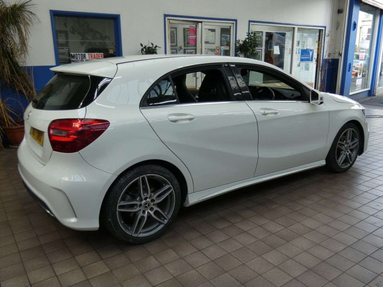2017 MERCEDES-BENZ A CLASS 2017 MERCEDES-BENZ A CLASS