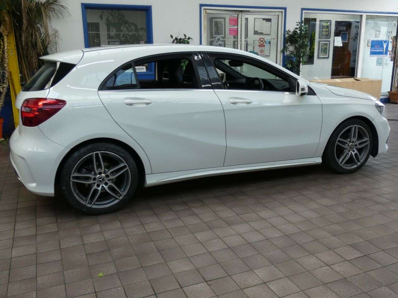 2017 MERCEDES-BENZ A CLASS 2017 MERCEDES-BENZ A CLASS