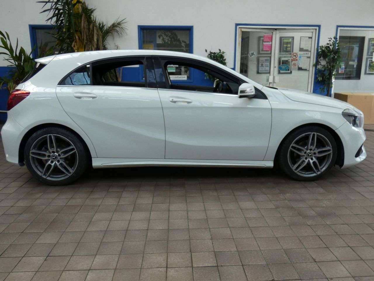 2017 MERCEDES-BENZ A CLASS 2017 MERCEDES-BENZ A CLASS