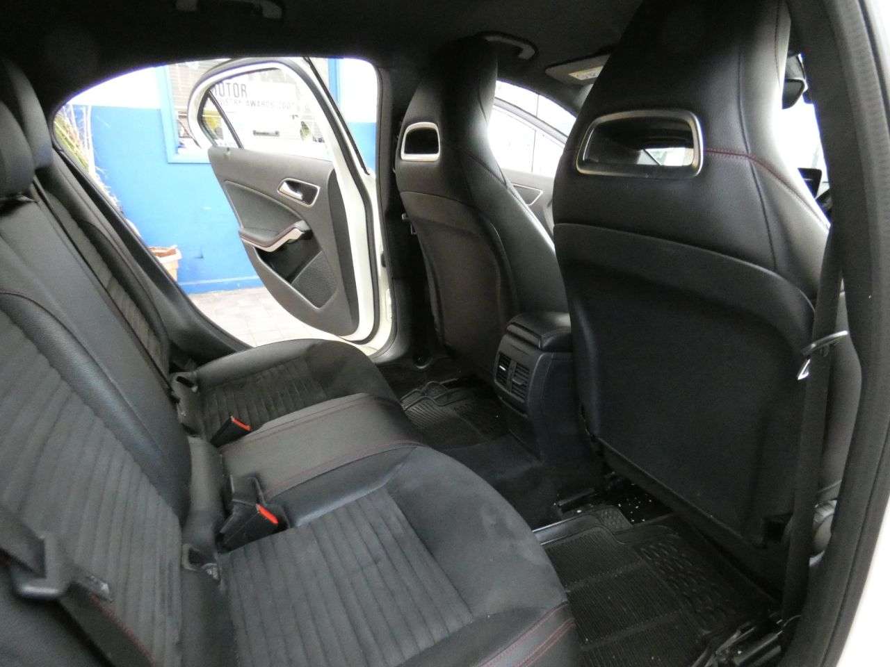 2017 MERCEDES-BENZ A CLASS 2017 MERCEDES-BENZ A CLASS