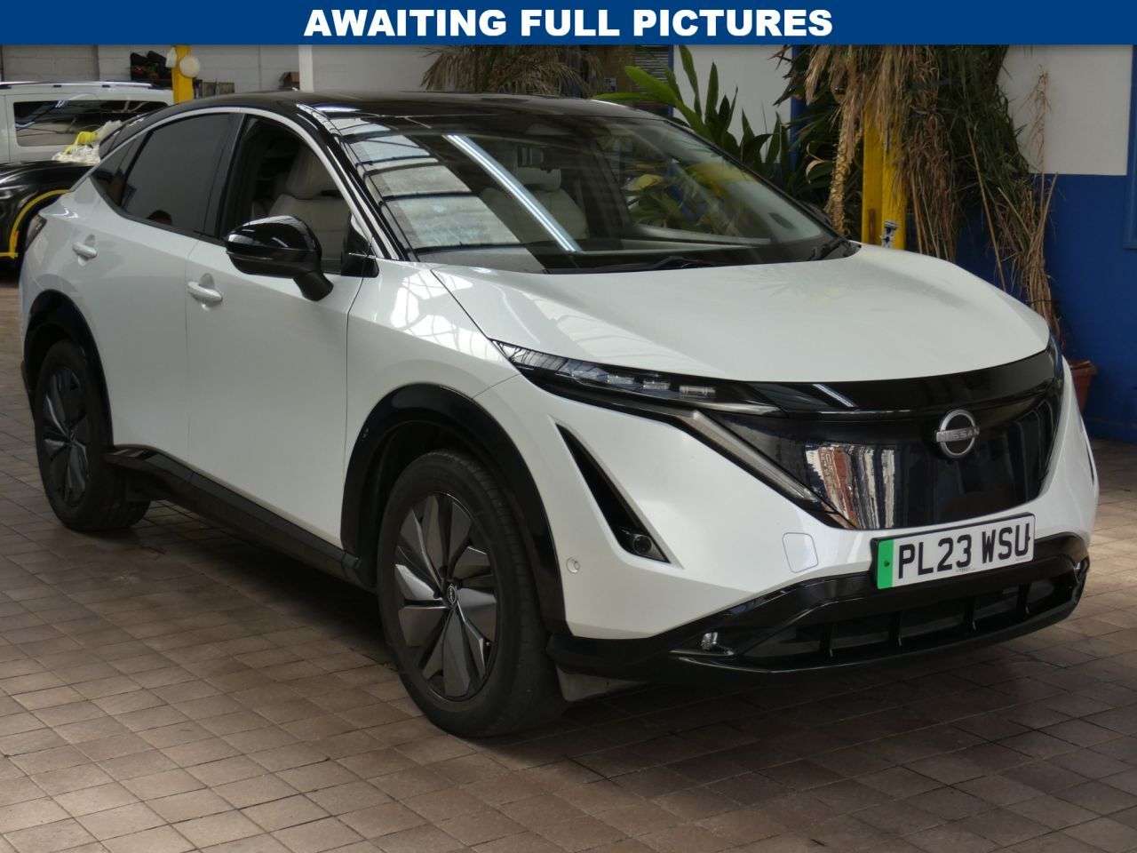 A 2023 NISSAN ARIYA 63kWh Evolve SUV 5dr Electric Auto 7.4kW Charger (217 ps) 1 OWNER SERVICE H A 2023 NISSAN ARIYA 63kWh Evolve SUV 5dr Electric Auto 7.4kW Charger (217 ps) 1 OWNER SERVICE H