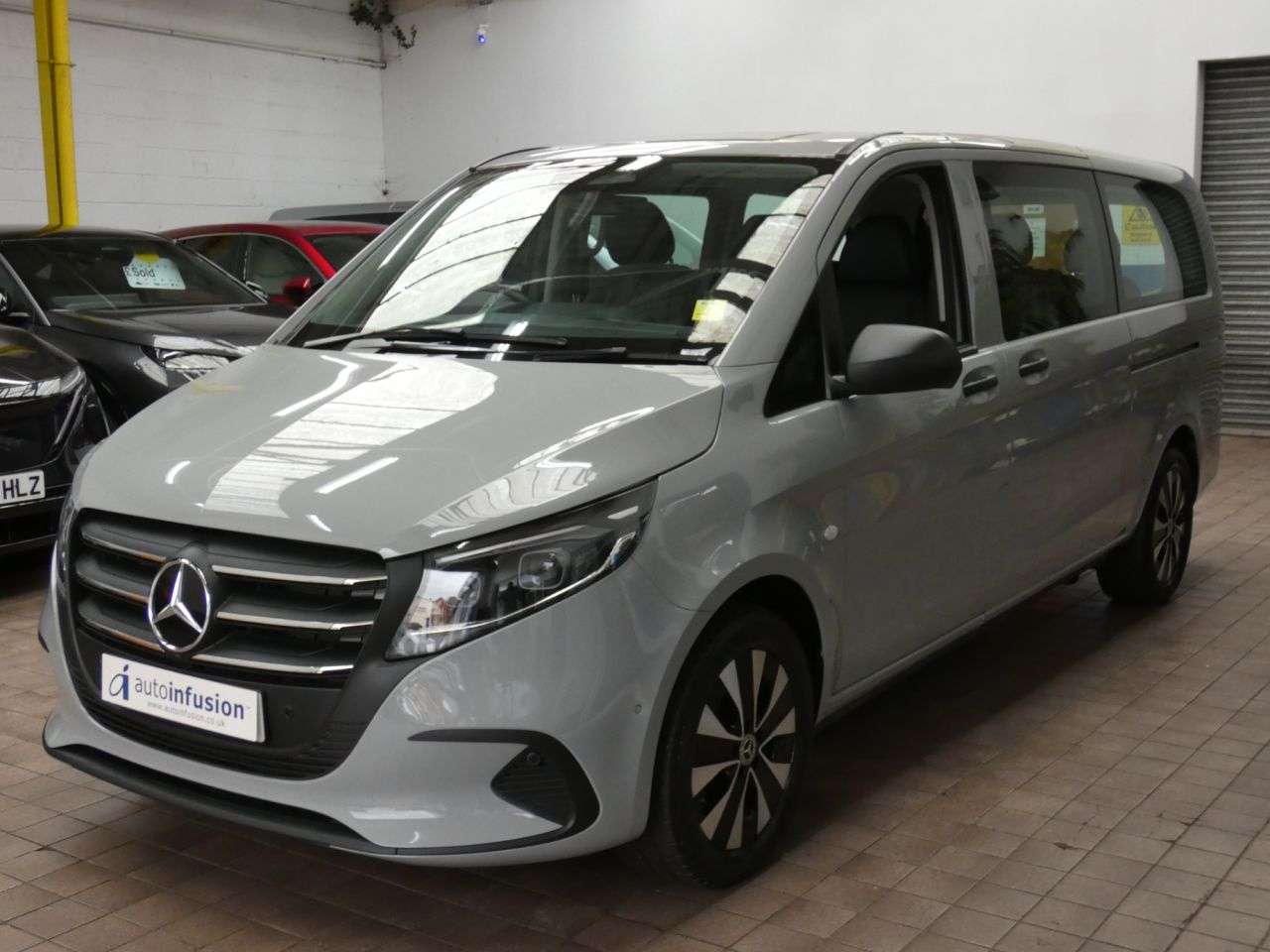 A 2025 MERCEDES-BENZ VITO 2.0 116 CDI SELECT Tourer G-Tronic RWD L3 Euro 6 (s/s) 5dr IMMACULATE EXAMP A 2025 MERCEDES-BENZ VITO 2.0 116 CDI SELECT Tourer G-Tronic RWD L3 Euro 6 (s/s) 5dr IMMACULATE EXAMP