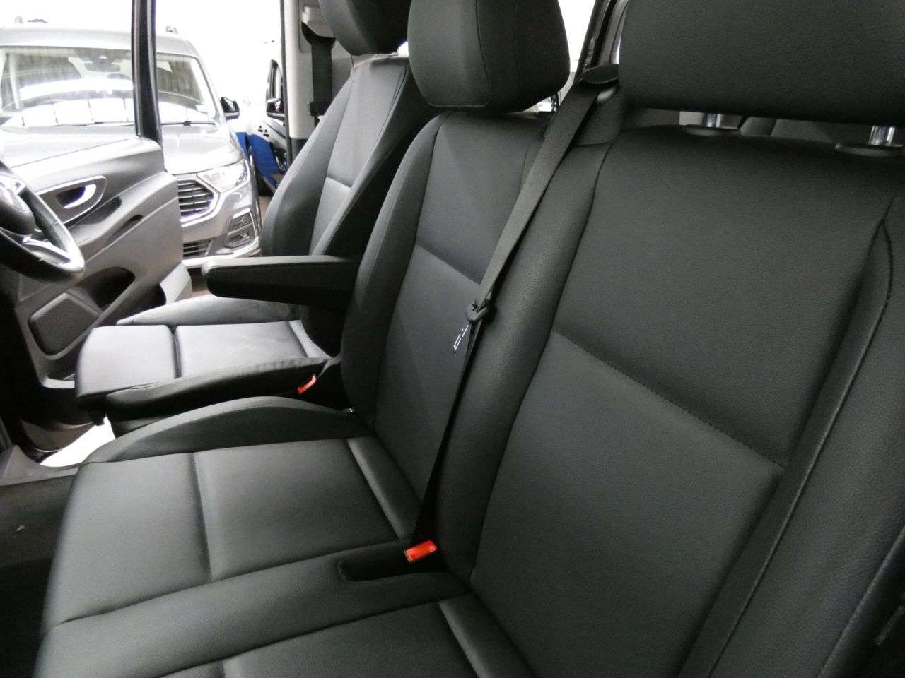 2025 MERCEDES-BENZ VITO 2025 MERCEDES-BENZ VITO