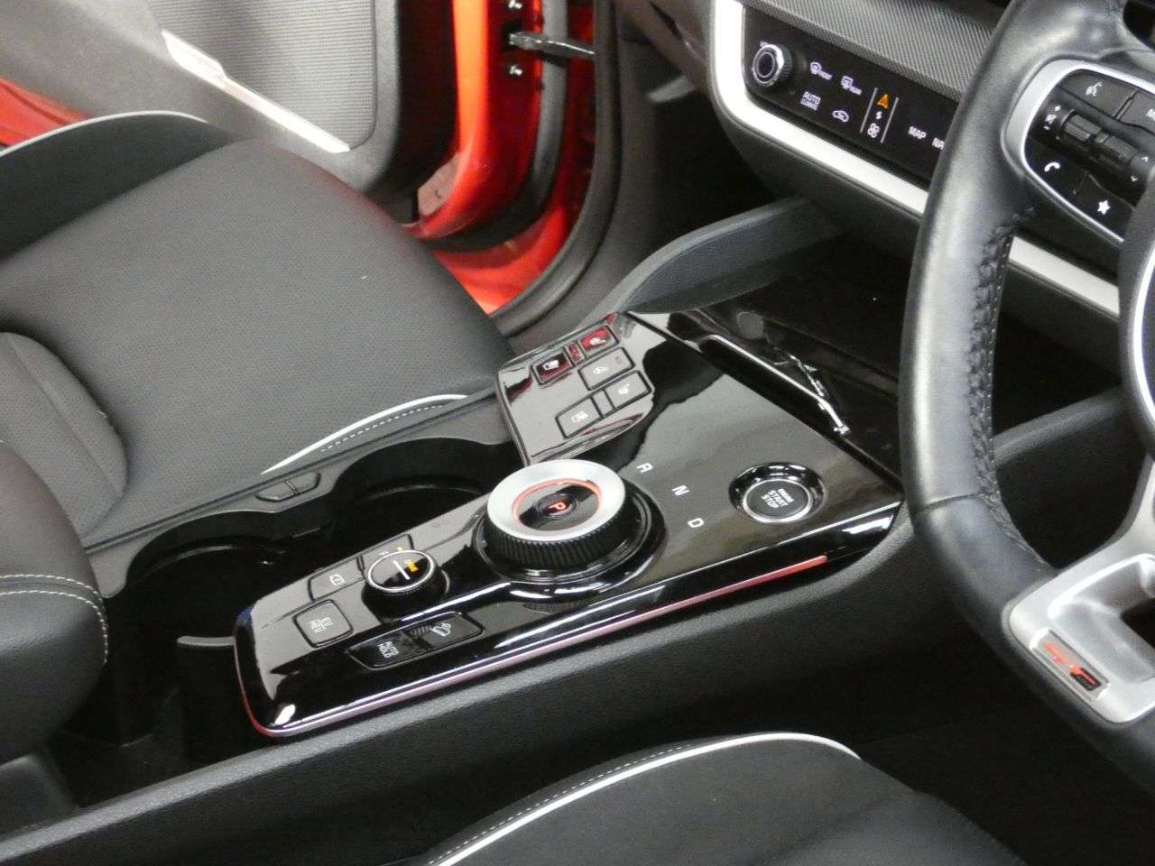 2025 KIA SPORTAGE 2025 KIA SPORTAGE