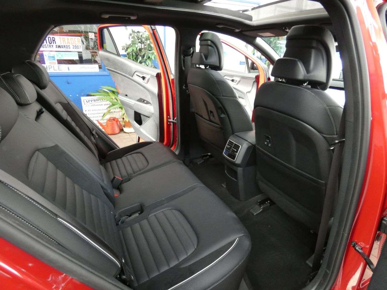 2025 KIA SPORTAGE 2025 KIA SPORTAGE