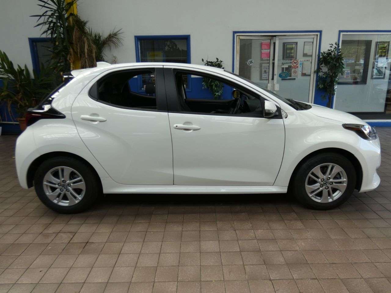 2023 MAZDA MAZDA2 HYBRID 2023 MAZDA MAZDA2 HYBRID