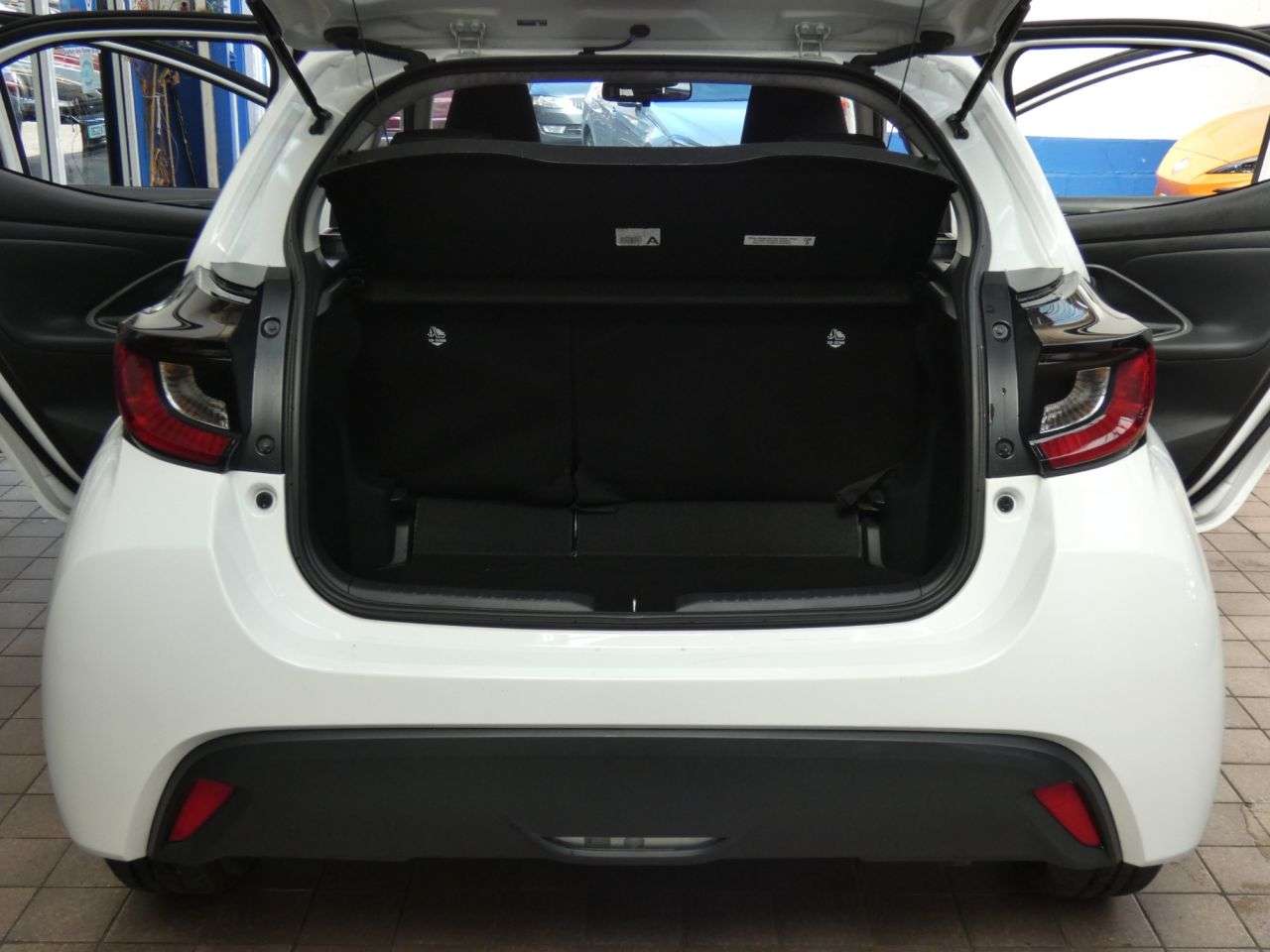 2023 MAZDA MAZDA2 HYBRID 2023 MAZDA MAZDA2 HYBRID