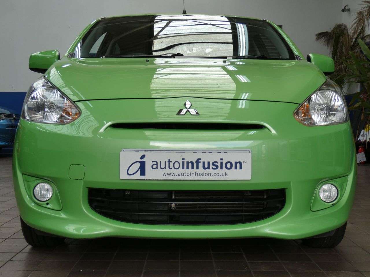 A 2015 MITSUBISHI MIRAGE 1.2 2 Hatchback 5dr Petrol Manual Euro 5 (s/s) (79 ps) 1 OWNER LOW MILES SE A 2015 MITSUBISHI MIRAGE 1.2 2 Hatchback 5dr Petrol Manual Euro 5 (s/s) (79 ps) 1 OWNER LOW MILES SE