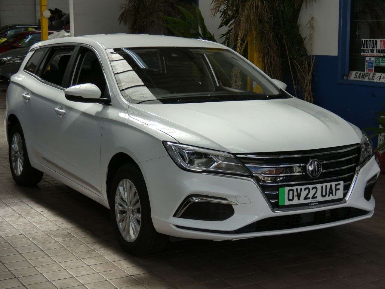 A 2022 MG MG5 61.1kWh Excite Long Range Estate 5dr Electric Auto (156 ps) 1 OWNER SERVICE A 2022 MG MG5 61.1kWh Excite Long Range Estate 5dr Electric Auto (156 ps) 1 OWNER SERVICE