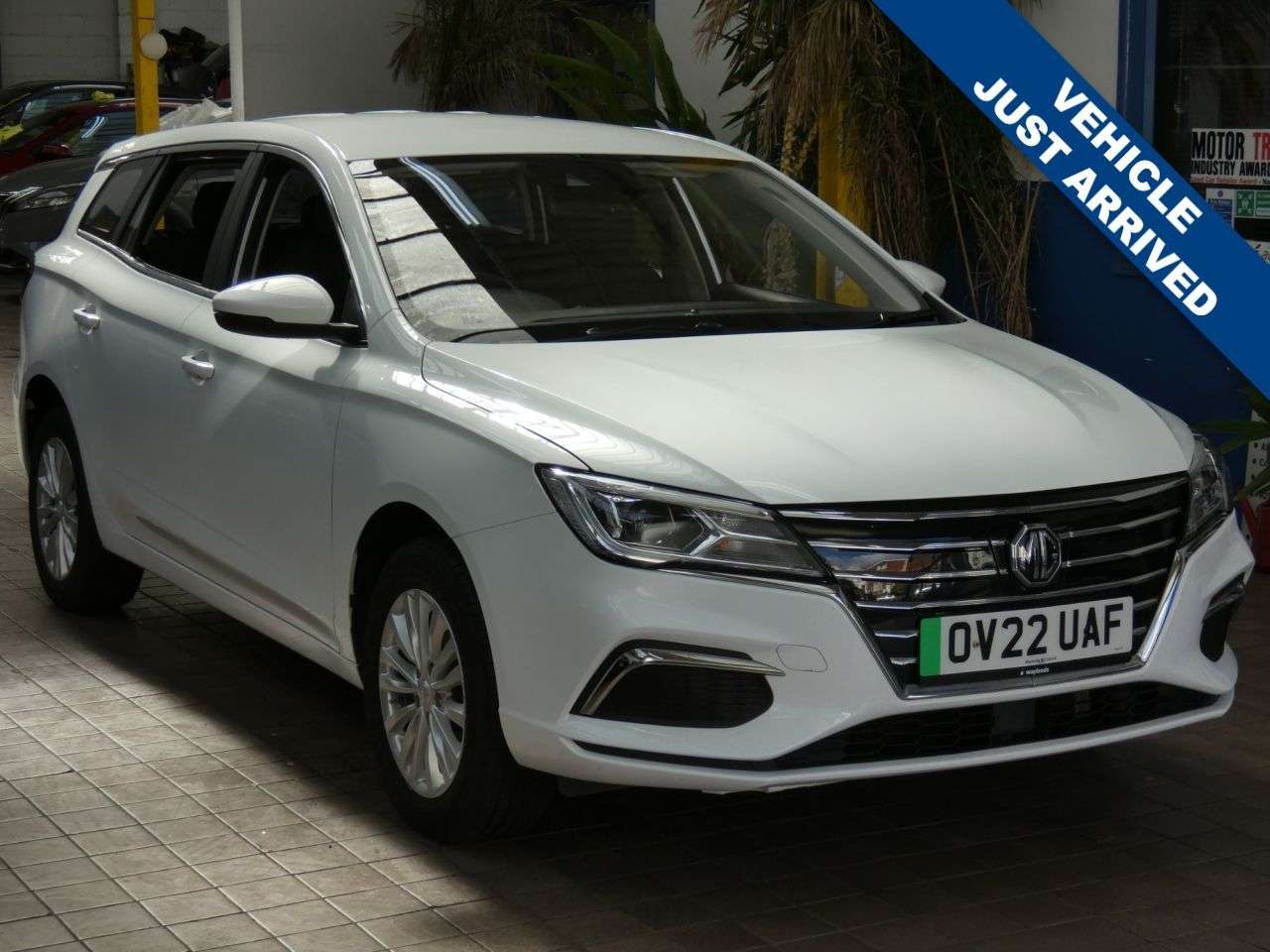 A 2022 MG MG5 61.1kWh Excite Long Range Estate 5dr Electric Auto (156 ps) 1 OWNER SERVICE A 2022 MG MG5 61.1kWh Excite Long Range Estate 5dr Electric Auto (156 ps) 1 OWNER SERVICE