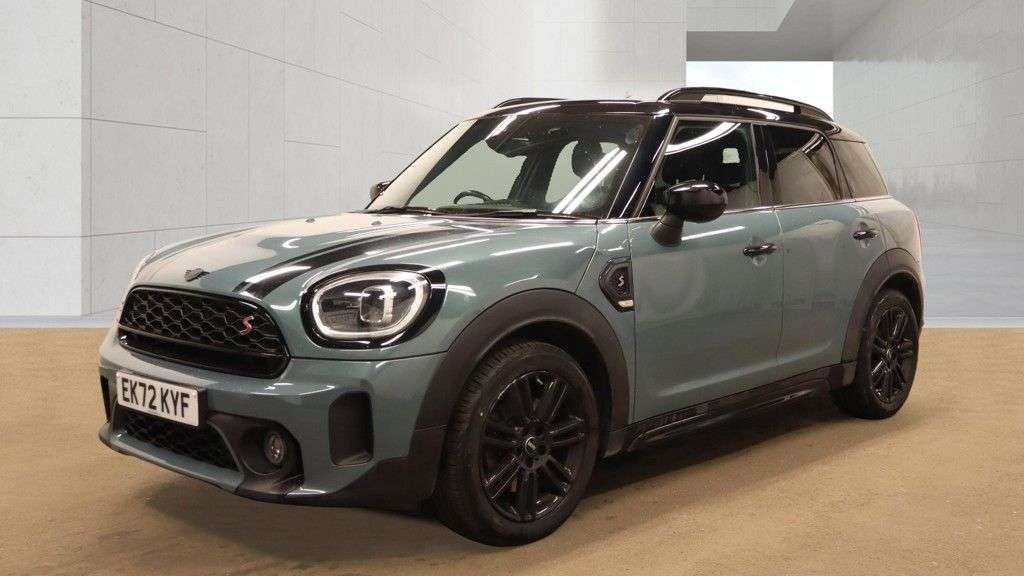 A 2022 MINI COUNTRYMAN 2.0 Cooper S Exclusive SUV 5dr Petrol Steptronic Euro 6 (s/s) (178 ps) 2 OW A 2022 MINI COUNTRYMAN 2.0 Cooper S Exclusive SUV 5dr Petrol Steptronic Euro 6 (s/s) (178 ps) 2 OW