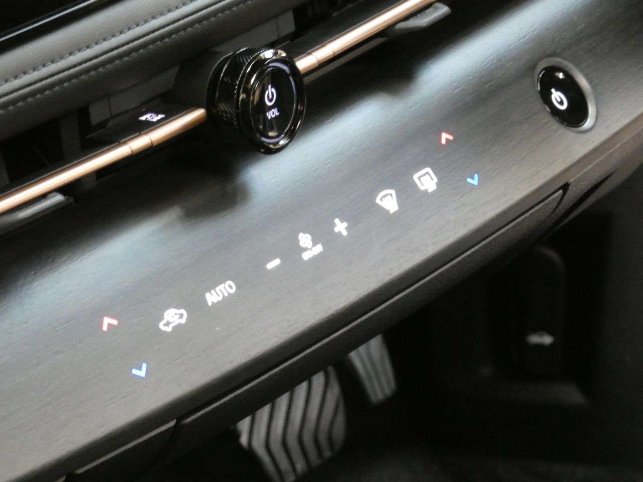 2024 NISSAN ARIYA 2024 NISSAN ARIYA