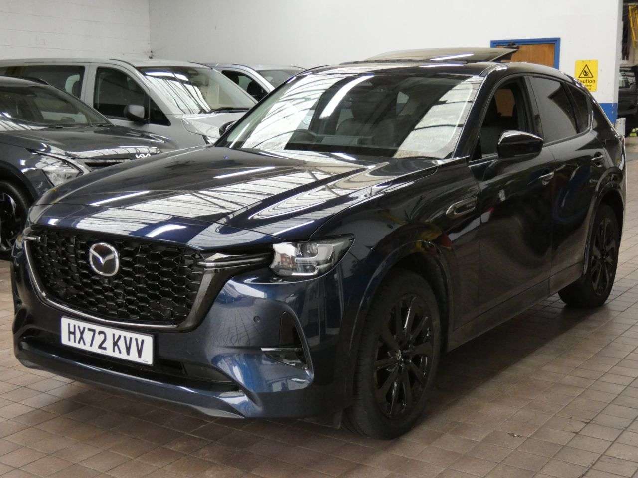 A 2022 MAZDA CX-60 2.5 e-SKYACTIV 17.8kWh Homura SUV 5dr Petrol Plug-in Hybrid Auto 4WD Euro 6 A 2022 MAZDA CX-60 2.5 e-SKYACTIV 17.8kWh Homura SUV 5dr Petrol Plug-in Hybrid Auto 4WD Euro 6