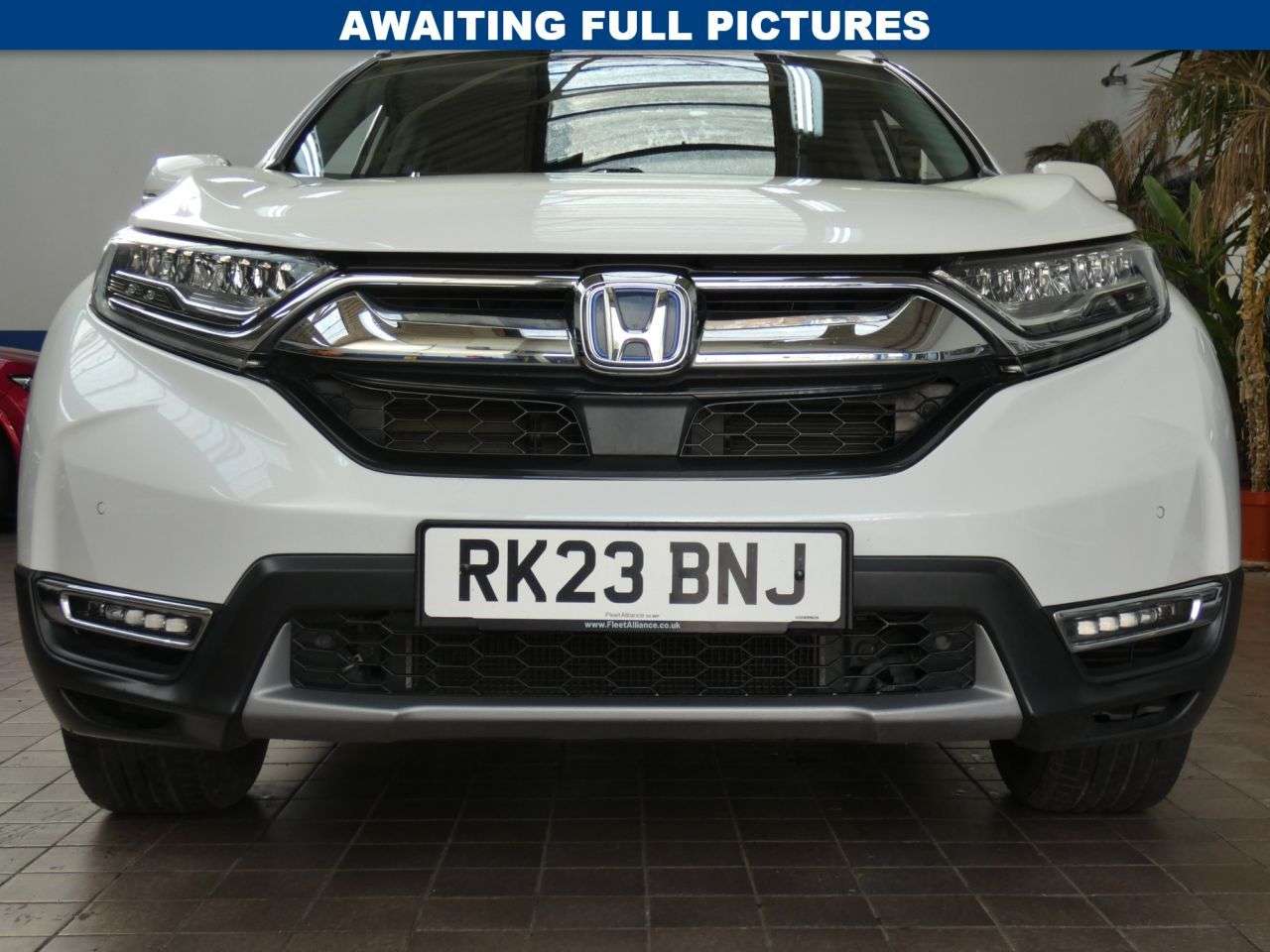 A 2023 HONDA CR-V 2.0 h i-MMD SR SUV 5dr Petrol Hybrid eCVT 4WD Euro 6 (s/s) (184 ps) 1 OWNER A 2023 HONDA CR-V 2.0 h i-MMD SR SUV 5dr Petrol Hybrid eCVT 4WD Euro 6 (s/s) (184 ps) 1 OWNER