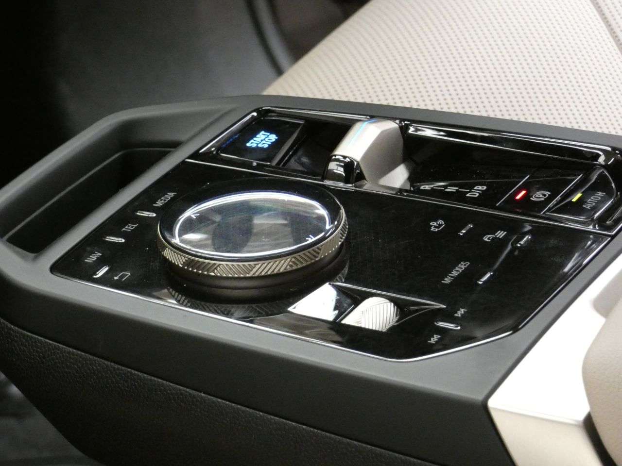 2023 BMW IX 2023 BMW IX