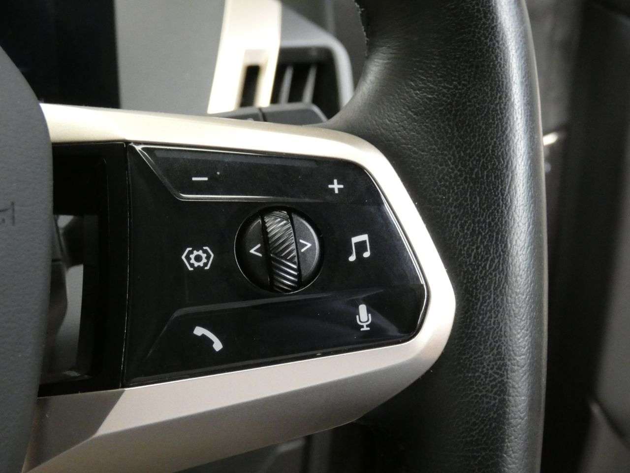 2023 BMW IX 2023 BMW IX