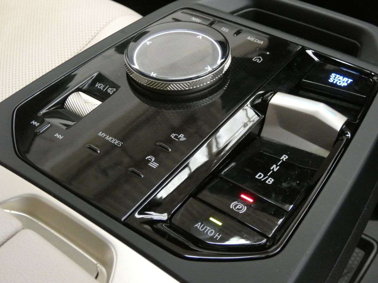 2023 BMW IX 2023 BMW IX