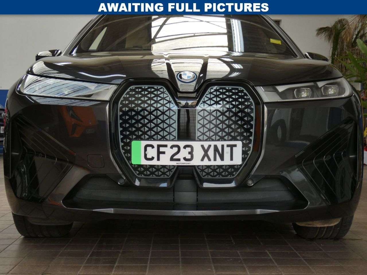 A 2023 BMW IX 40 76.6kWh M Sport SUV 5dr Electric Auto xDrive (11kW Charger) (326 ps) Par A 2023 BMW IX 40 76.6kWh M Sport SUV 5dr Electric Auto xDrive (11kW Charger) (326 ps) Par
