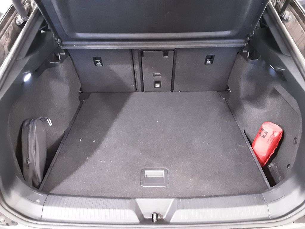 2023 VOLKSWAGEN ID.5 2023 VOLKSWAGEN ID.5