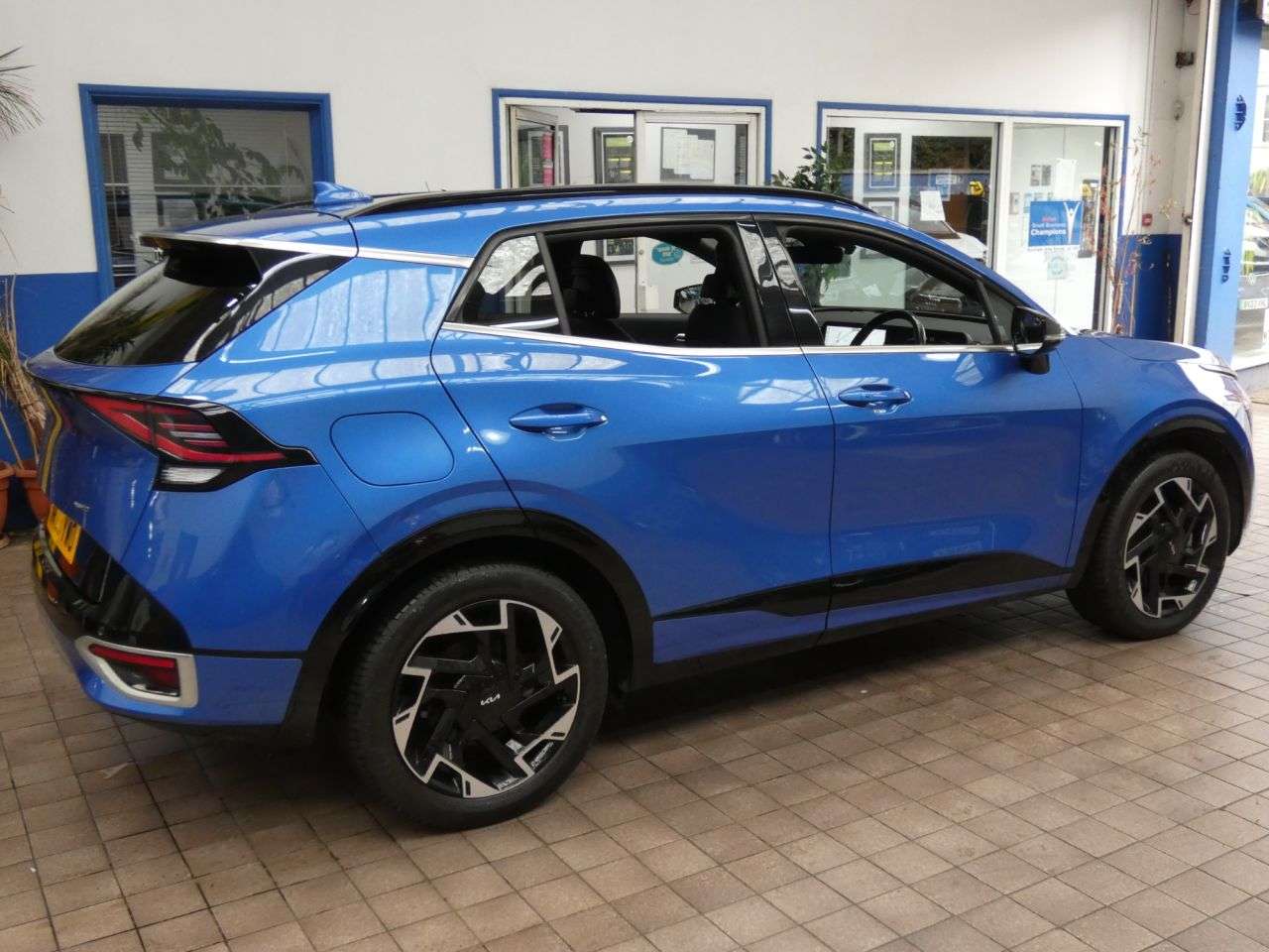 2023 KIA SPORTAGE 2023 KIA SPORTAGE
