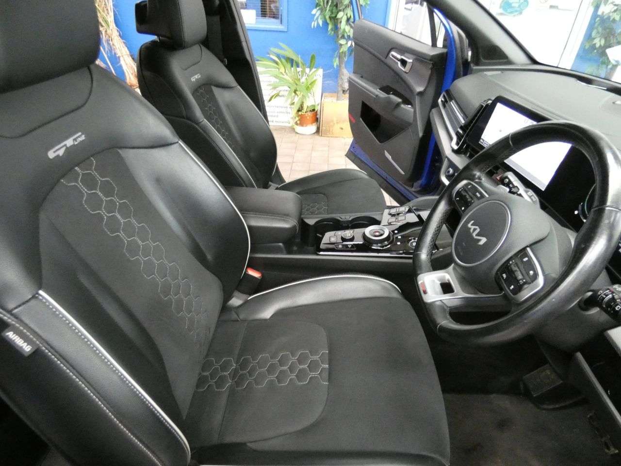 2023 KIA SPORTAGE 2023 KIA SPORTAGE