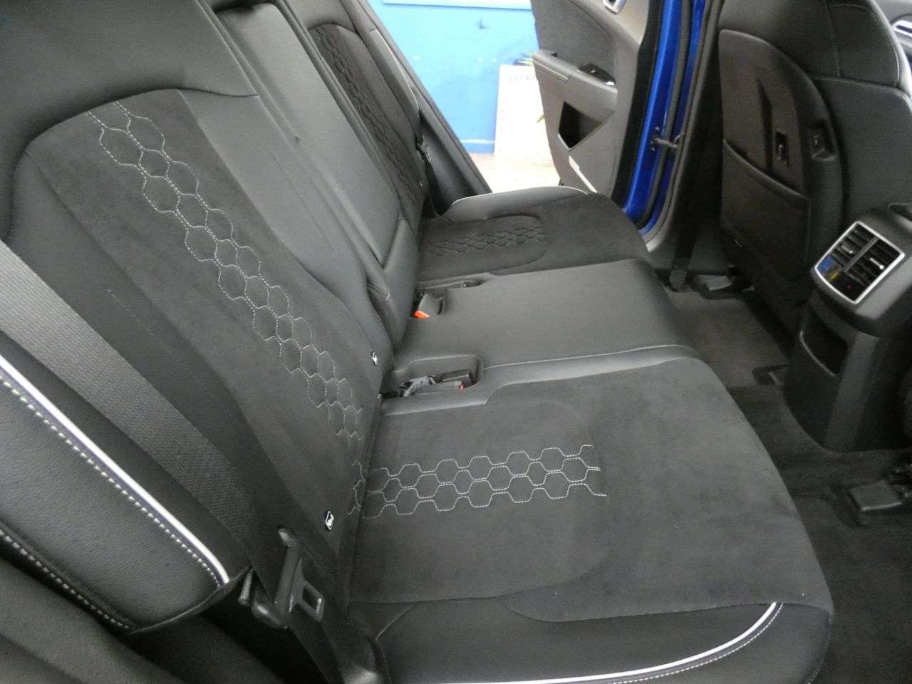 2023 KIA SPORTAGE 2023 KIA SPORTAGE