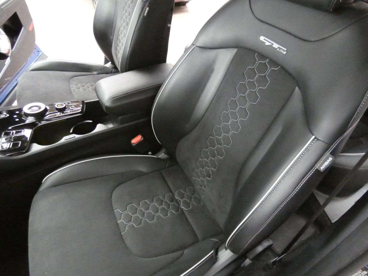 2023 KIA SPORTAGE 2023 KIA SPORTAGE