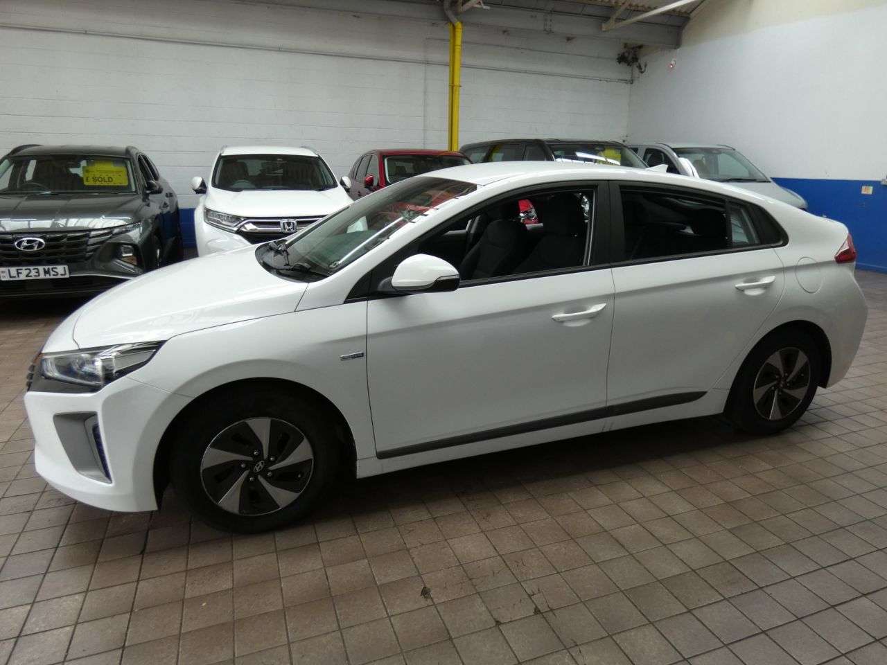 2017 HYUNDAI IONIQ 2017 HYUNDAI IONIQ