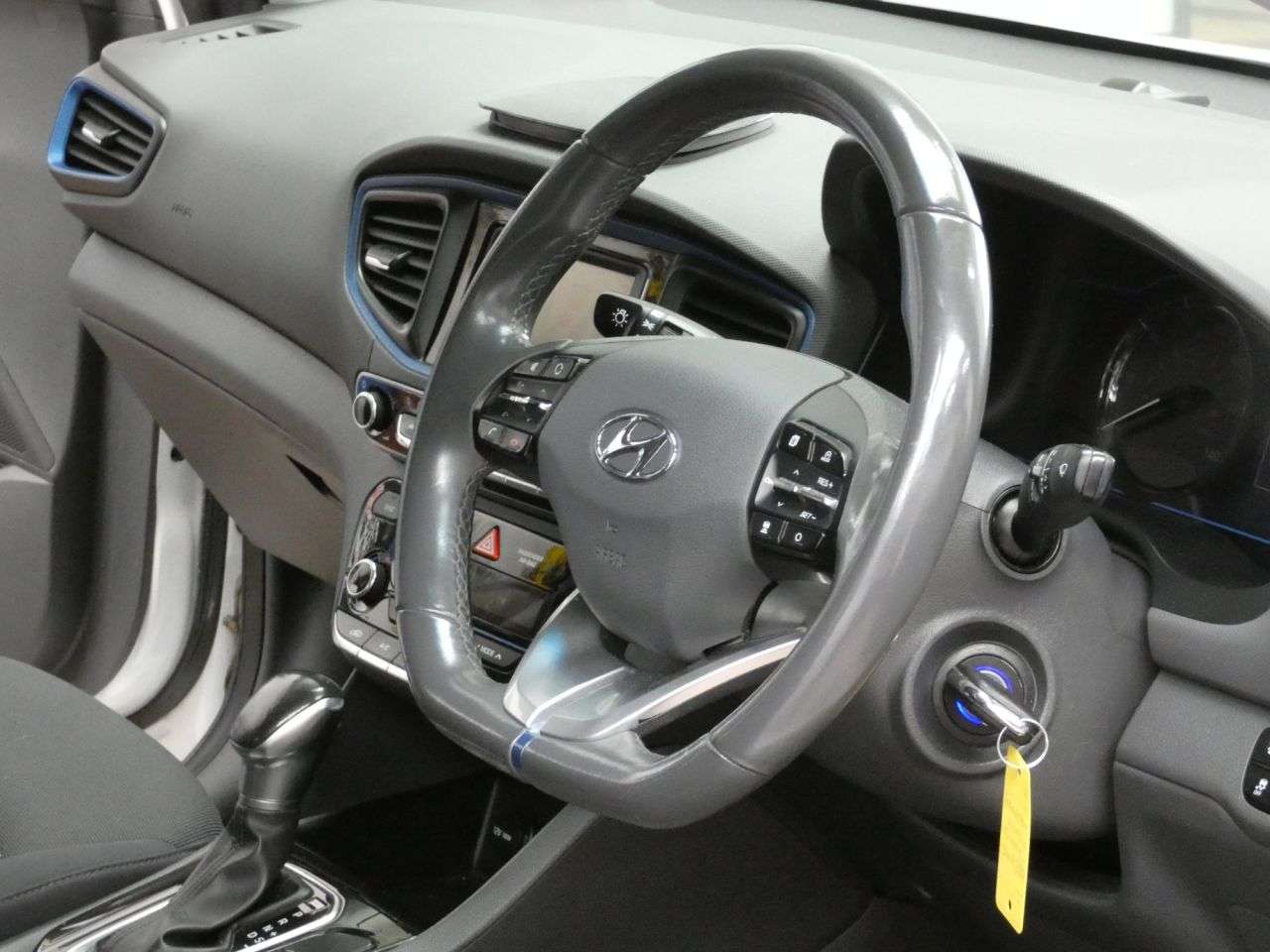 2017 HYUNDAI IONIQ 2017 HYUNDAI IONIQ