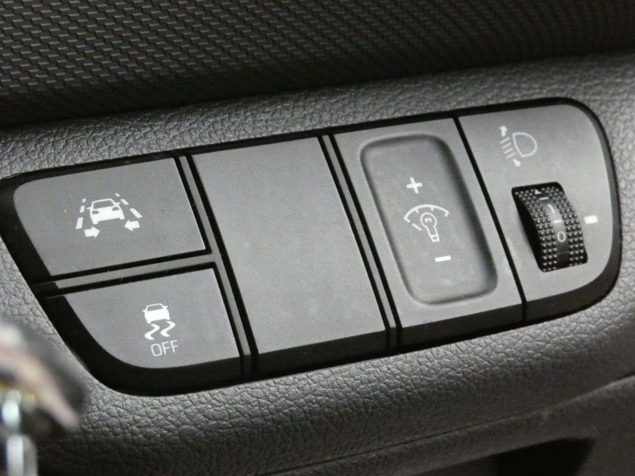 2017 HYUNDAI IONIQ 2017 HYUNDAI IONIQ