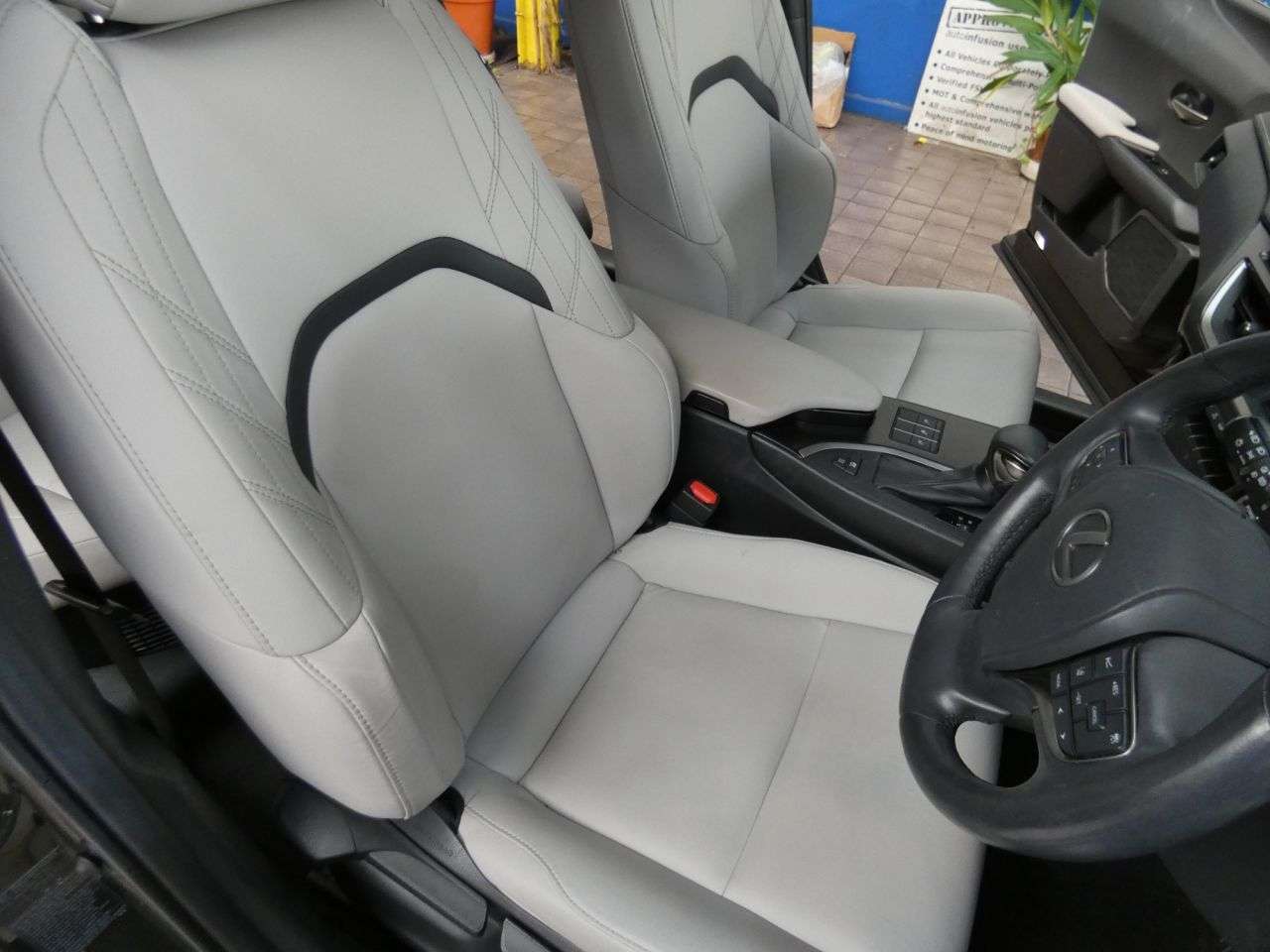 2023 LEXUS UX 2023 LEXUS UX