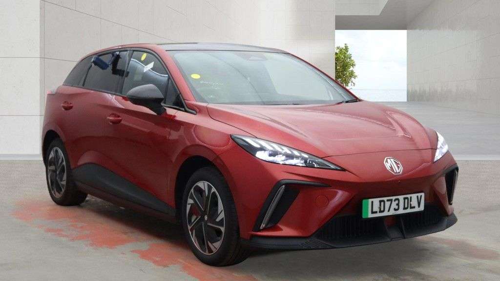 A 2023 MG MG4 64kWh Trophy Long Range Hatchback 5dr Electric Auto (203 ps) 3 SERVICES TO A 2023 MG MG4 64kWh Trophy Long Range Hatchback 5dr Electric Auto (203 ps) 3 SERVICES TO