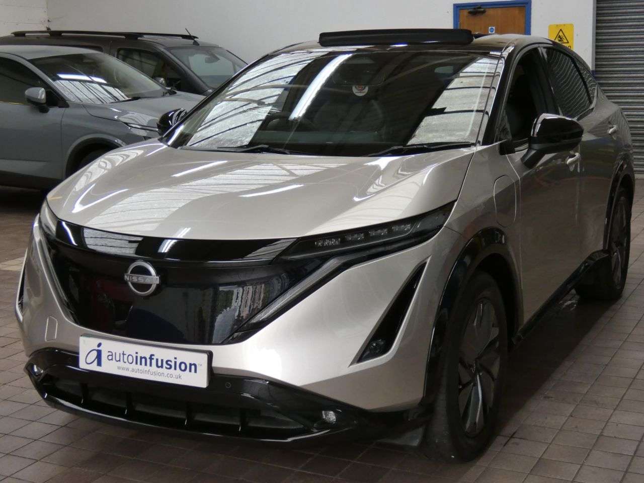 A 2024 NISSAN ARIYA 87kWh Advance SUV 5dr Electric Auto e-4ORCE 22kW Charger (306 ps) GENUINE L A 2024 NISSAN ARIYA 87kWh Advance SUV 5dr Electric Auto e-4ORCE 22kW Charger (306 ps) GENUINE L