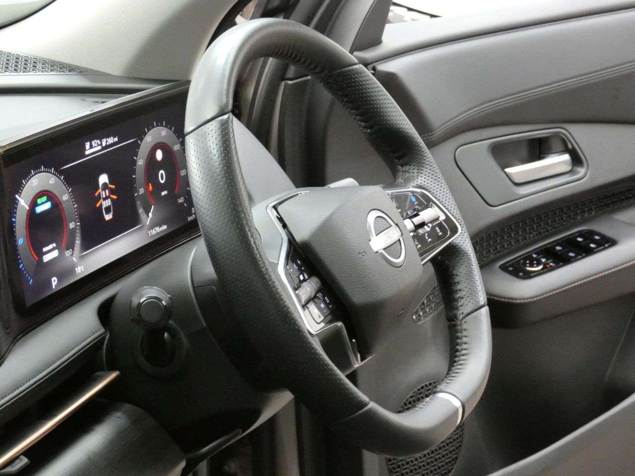 2024 NISSAN ARIYA 2024 NISSAN ARIYA