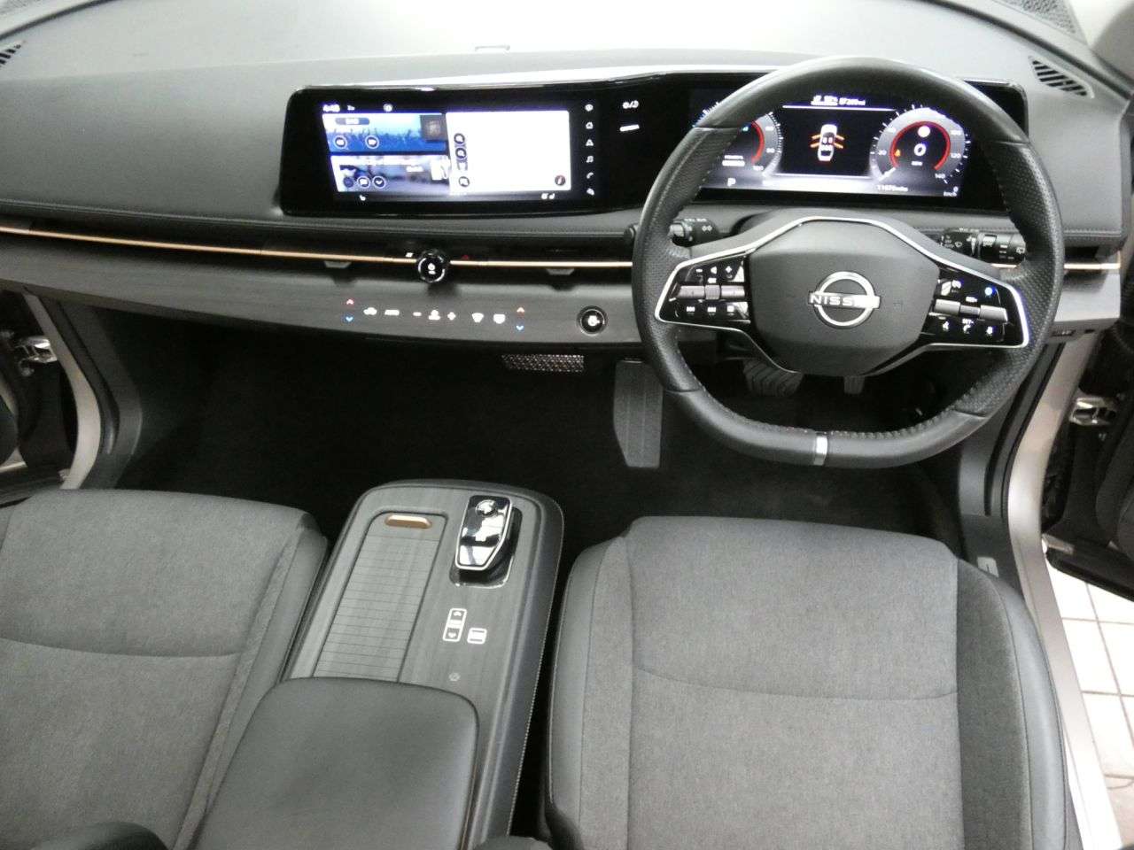 2024 NISSAN ARIYA 2024 NISSAN ARIYA
