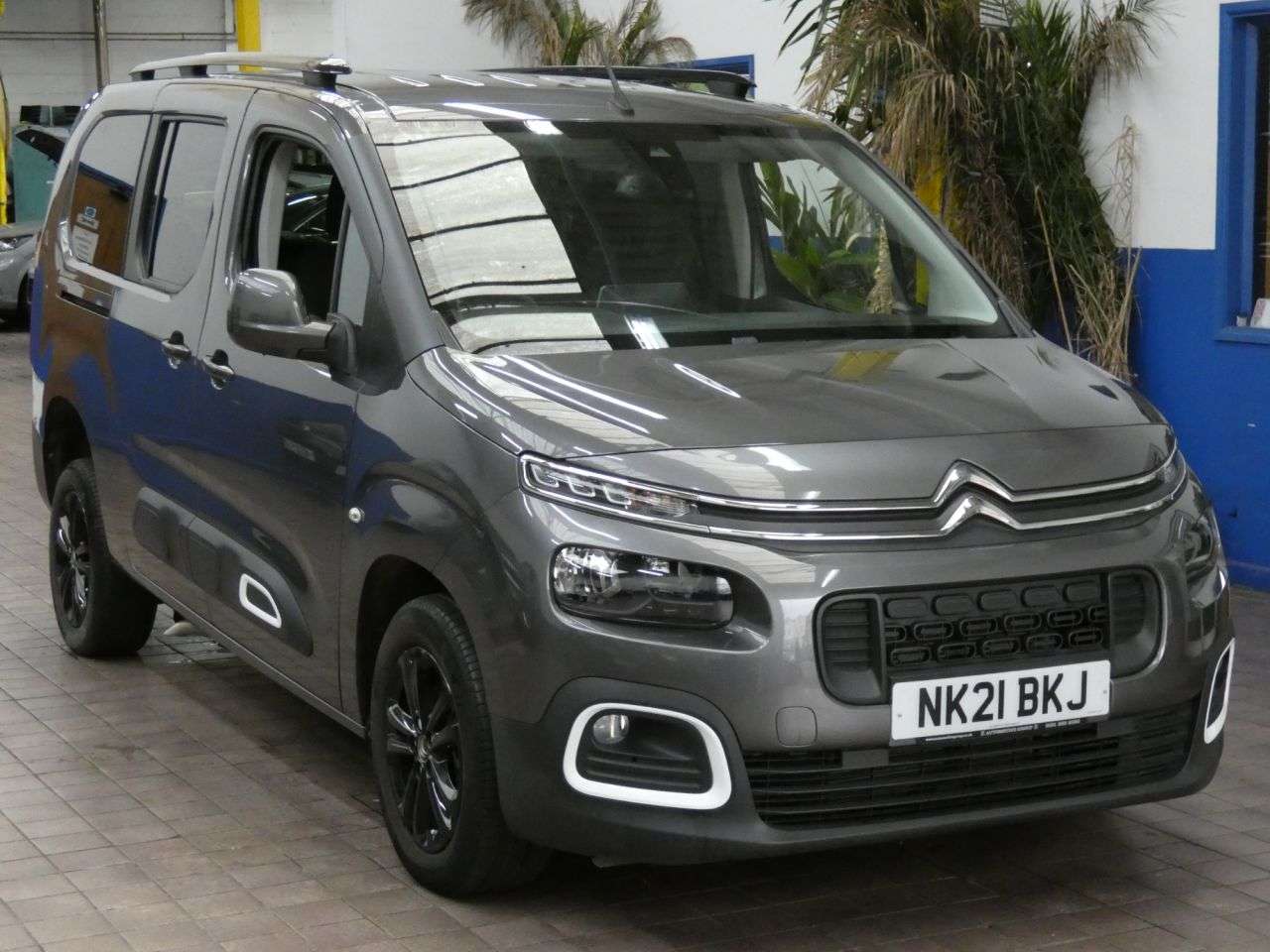 A 2021 CITROEN BERLINGO 1.5 BlueHDi Flair XL MPV 5dr Diesel Manual Euro 6 (s/s) (100 ps) WHEELCHAIR A 2021 CITROEN BERLINGO 1.5 BlueHDi Flair XL MPV 5dr Diesel Manual Euro 6 (s/s) (100 ps) WHEELCHAIR